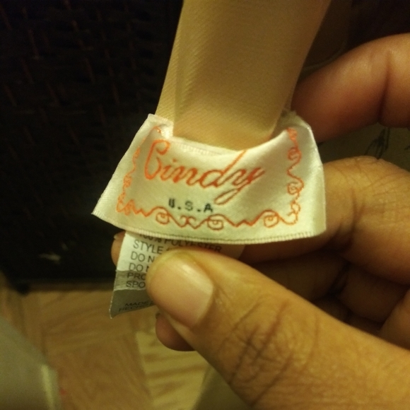 Champagne dress with sparkly lace bodice - Picture 6 of 7